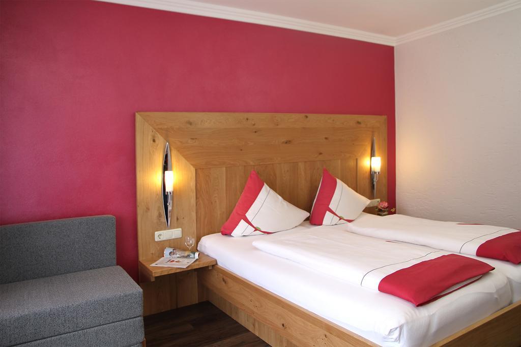 Gasthof-Hotel Dilger Rattenberg Δωμάτιο φωτογραφία