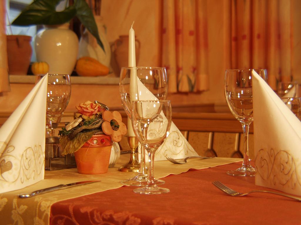Gasthof-Hotel Dilger Rattenberg Εξωτερικό φωτογραφία